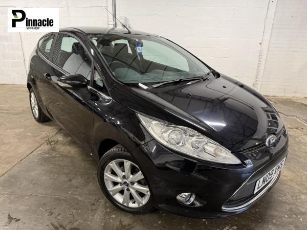 Ford Fiesta 1.4 TDCi Zetec Hatchback 3dr Diesel Manual (110 g/km, 67 bhp)