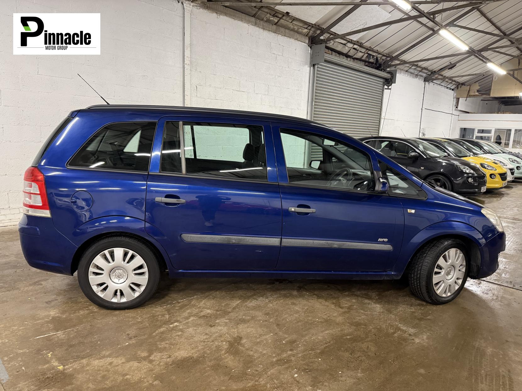 Vauxhall Zafira 1.6 Life MPV 5dr Petrol Manual Euro 4 (105 ps)