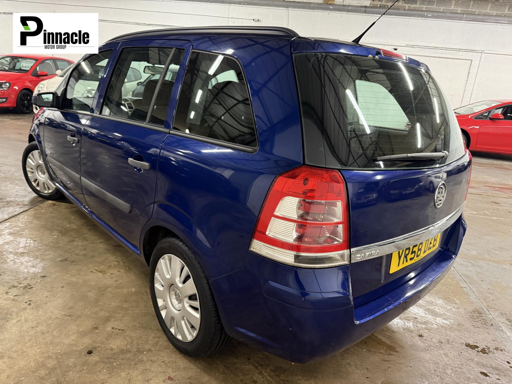 Vauxhall Zafira 1.6 Life MPV 5dr Petrol Manual Euro 4 (105 ps)