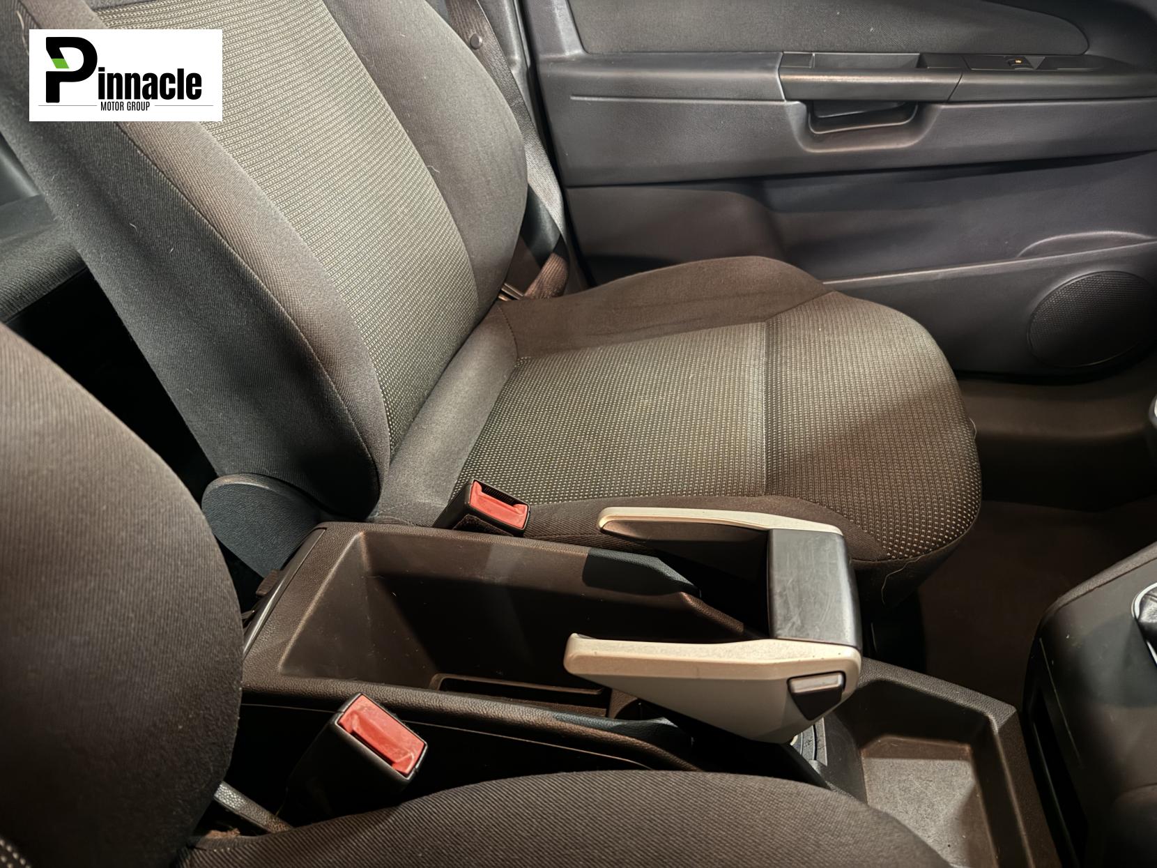 Vauxhall Zafira 1.6 Life MPV 5dr Petrol Manual Euro 4 (105 ps)