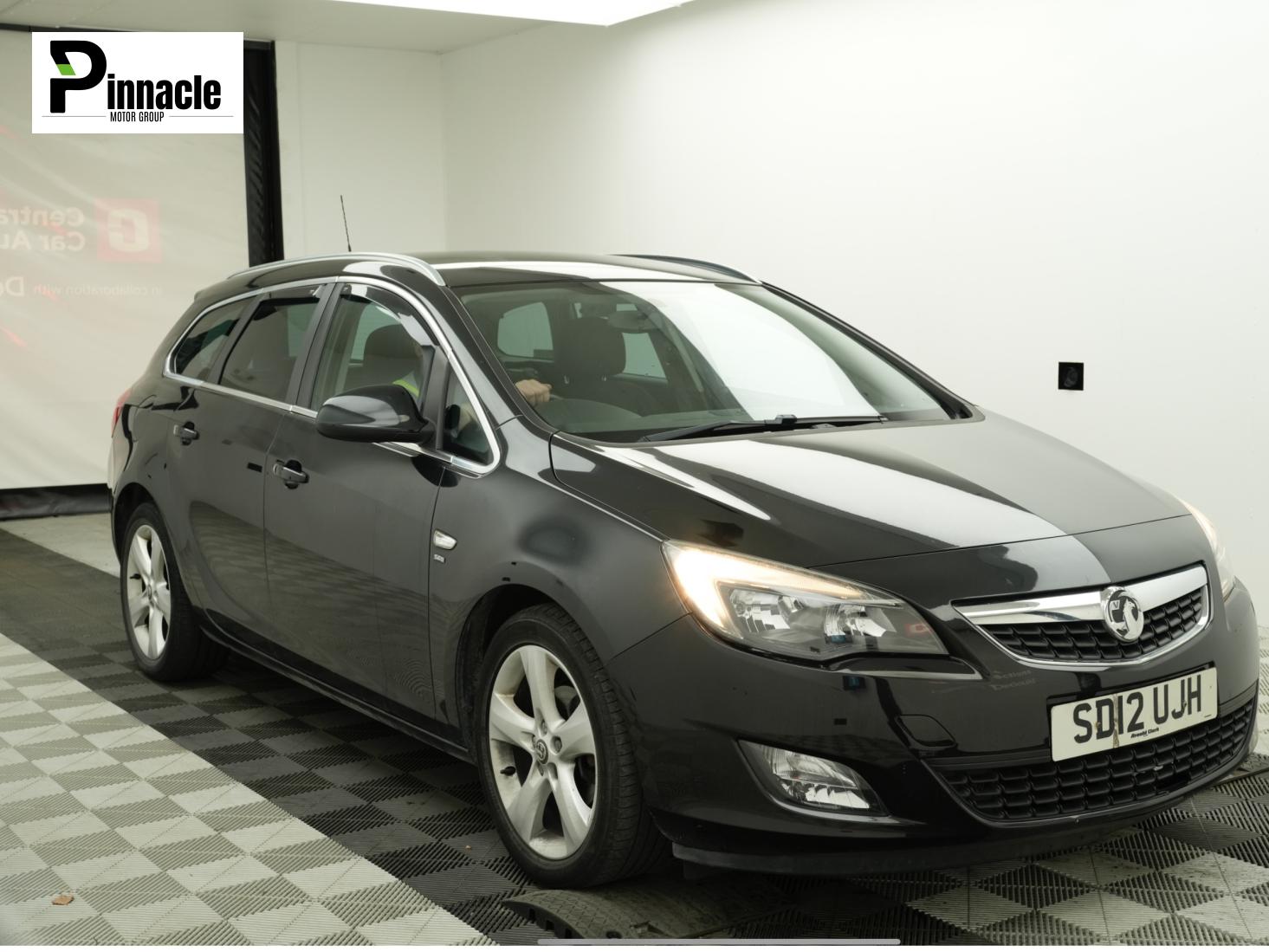 Vauxhall Astra 1.6 16V SRi Sports Tourer 5dr Petrol Manual Euro 5 (115 ps)