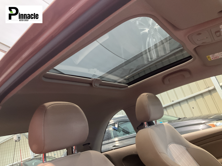 Vauxhall ADAM 1.4 16v GLAM Hatchback 3dr Petrol Manual Euro 5 (87 ps)