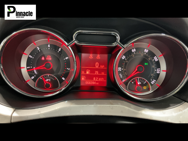 Vauxhall ADAM 1.4 16v GLAM Hatchback 3dr Petrol Manual Euro 5 (87 ps)