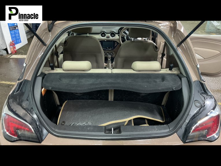 Vauxhall ADAM 1.4 16v GLAM Hatchback 3dr Petrol Manual Euro 5 (87 ps)