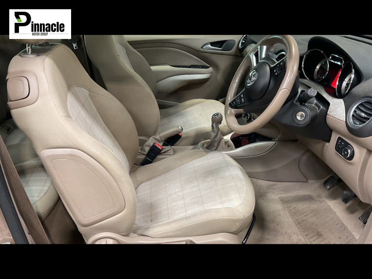 Vauxhall ADAM 1.4 16v GLAM Hatchback 3dr Petrol Manual Euro 5 (87 ps)