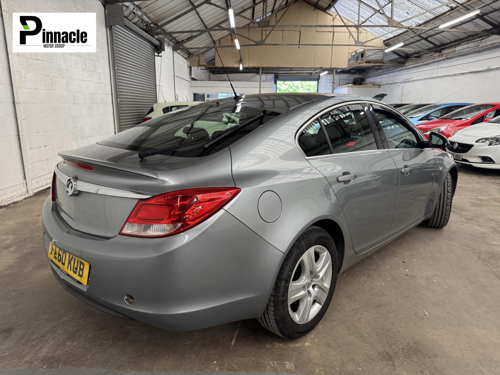 Vauxhall Insignia 1.8 16V Exclusiv Hatchback 5dr Petrol Manual Euro 5 (140 ps)