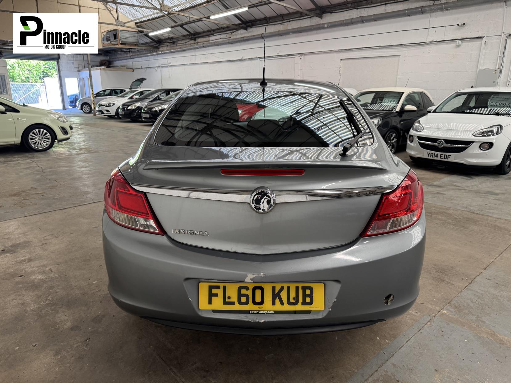 Vauxhall Insignia 1.8 16V Exclusiv Hatchback 5dr Petrol Manual Euro 5 (140 ps)