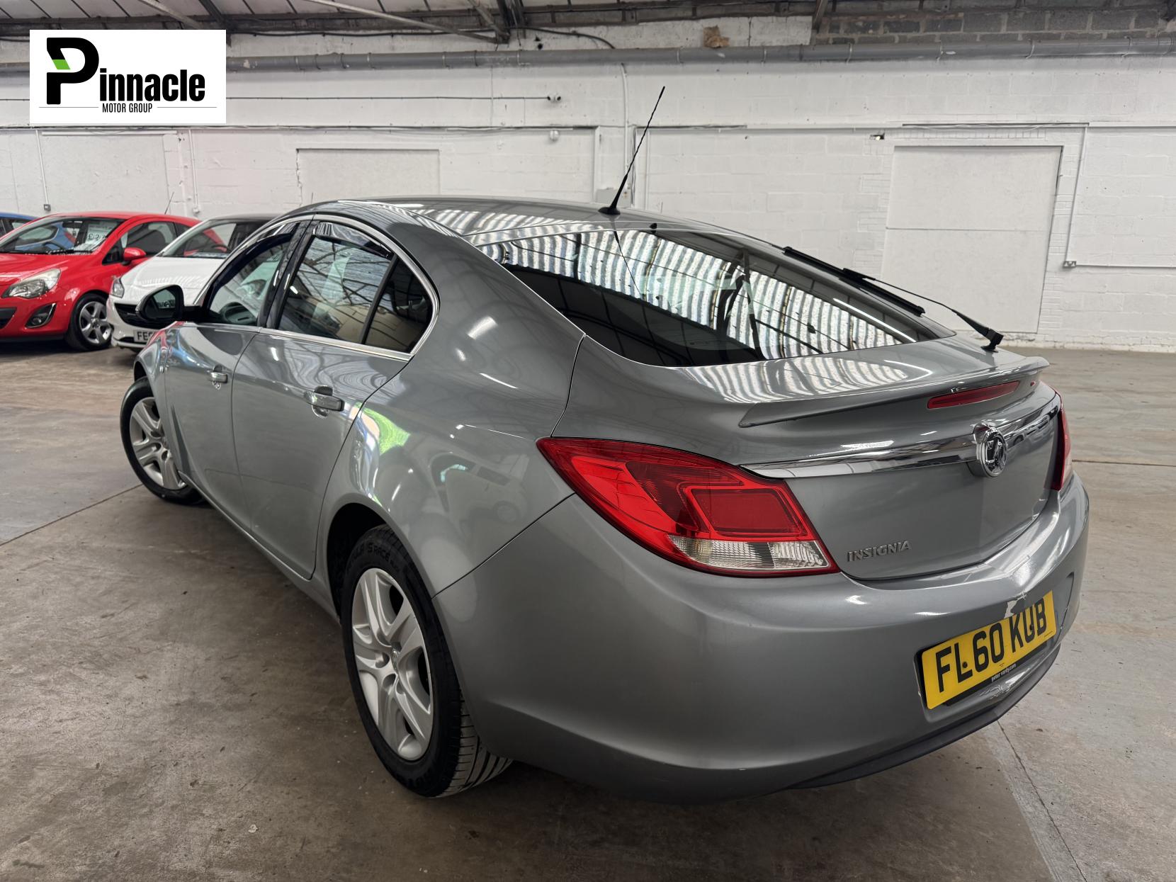 Vauxhall Insignia 1.8 16V Exclusiv Hatchback 5dr Petrol Manual Euro 5 (140 ps)