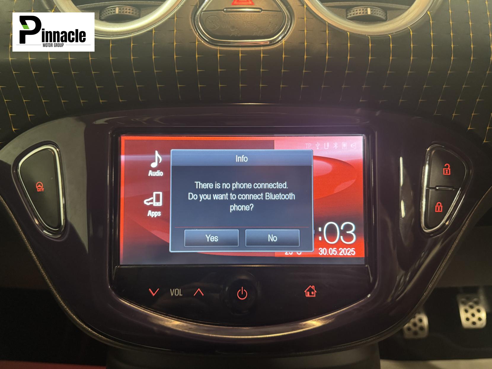 Vauxhall ADAM 1.4 16v SLAM Hatchback 3dr Petrol Manual Euro 5 (100 ps)