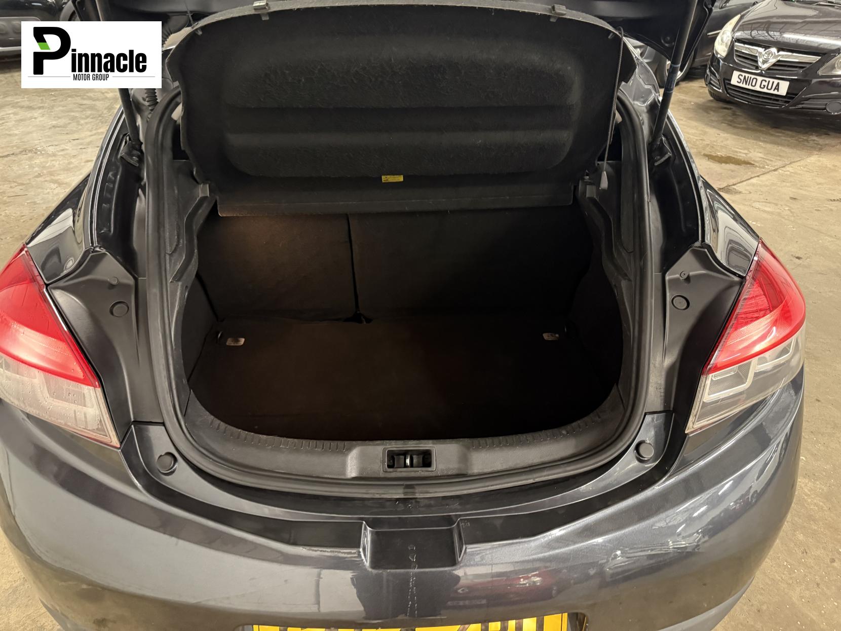 Renault Megane 1.5 dCi ENERGY Dynamique TomTom Coupe 3dr Diesel Manual Euro 5 (s/s) (110 ps)