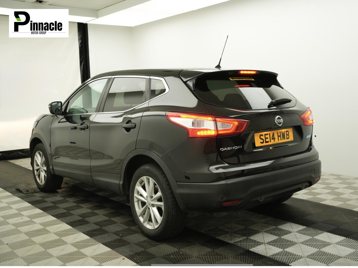 Nissan Qashqai 1.5 dCi Acenta Premium SUV 5dr Diesel Manual 2WD Euro 5 (s/s) (110 ps)