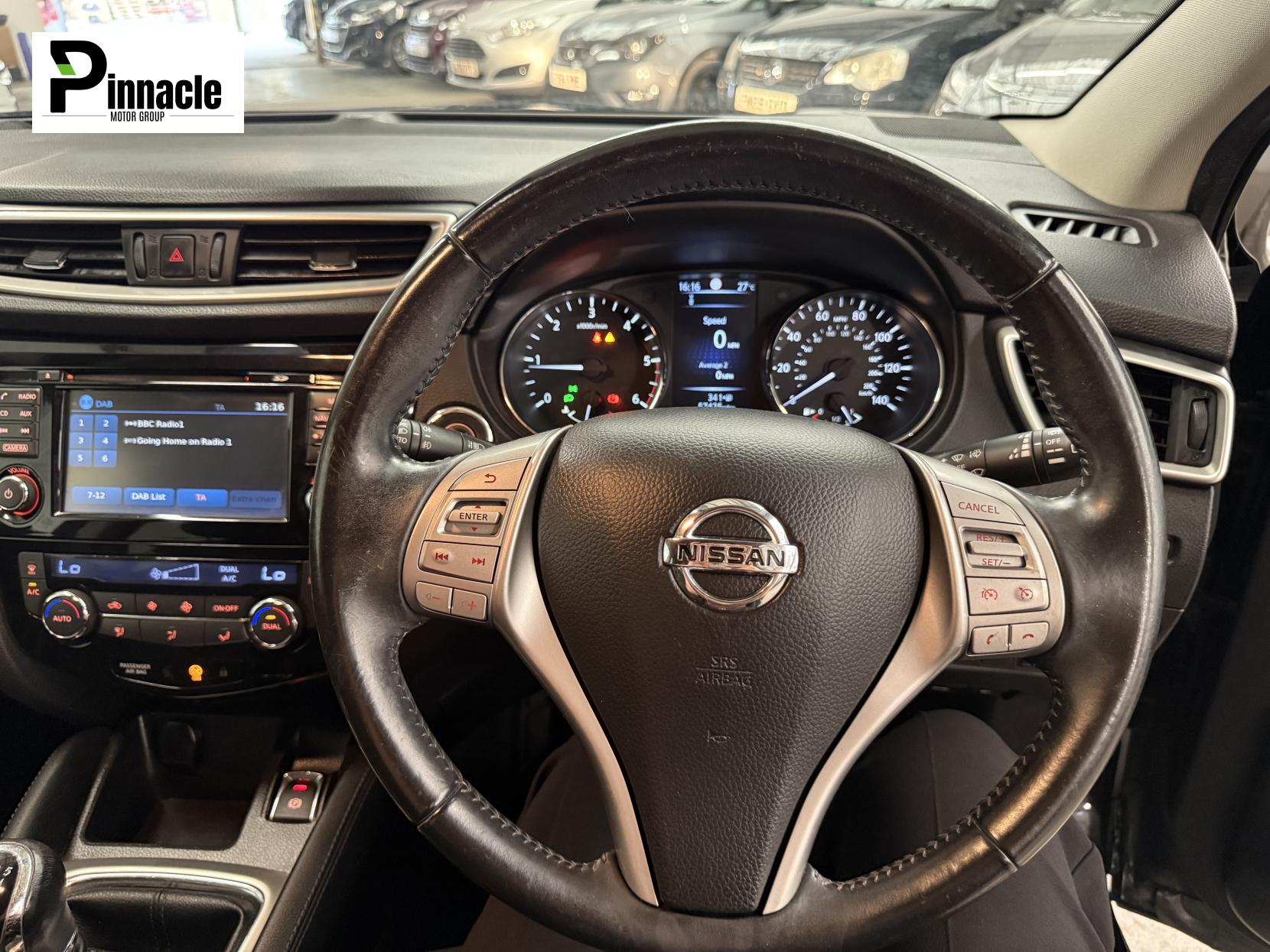 Nissan Qashqai 1.5 dCi Acenta Premium SUV 5dr Diesel Manual 2WD Euro 5 (s/s) (110 ps)