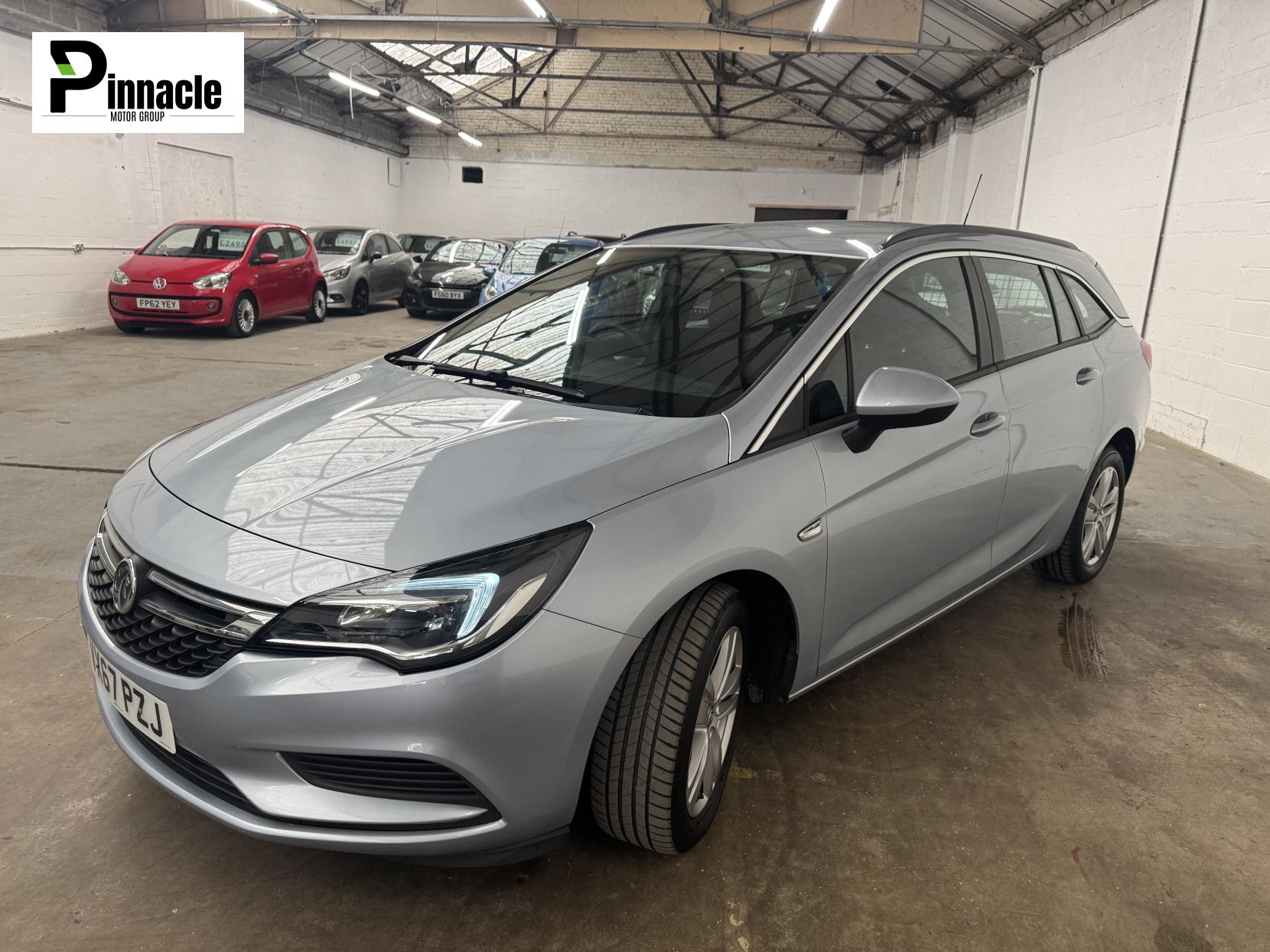 Vauxhall Astra 1.6 CDTi ecoFLEX Design Sports Tourer 5dr Diesel Manual Euro 6 (s/s) (110 ps)