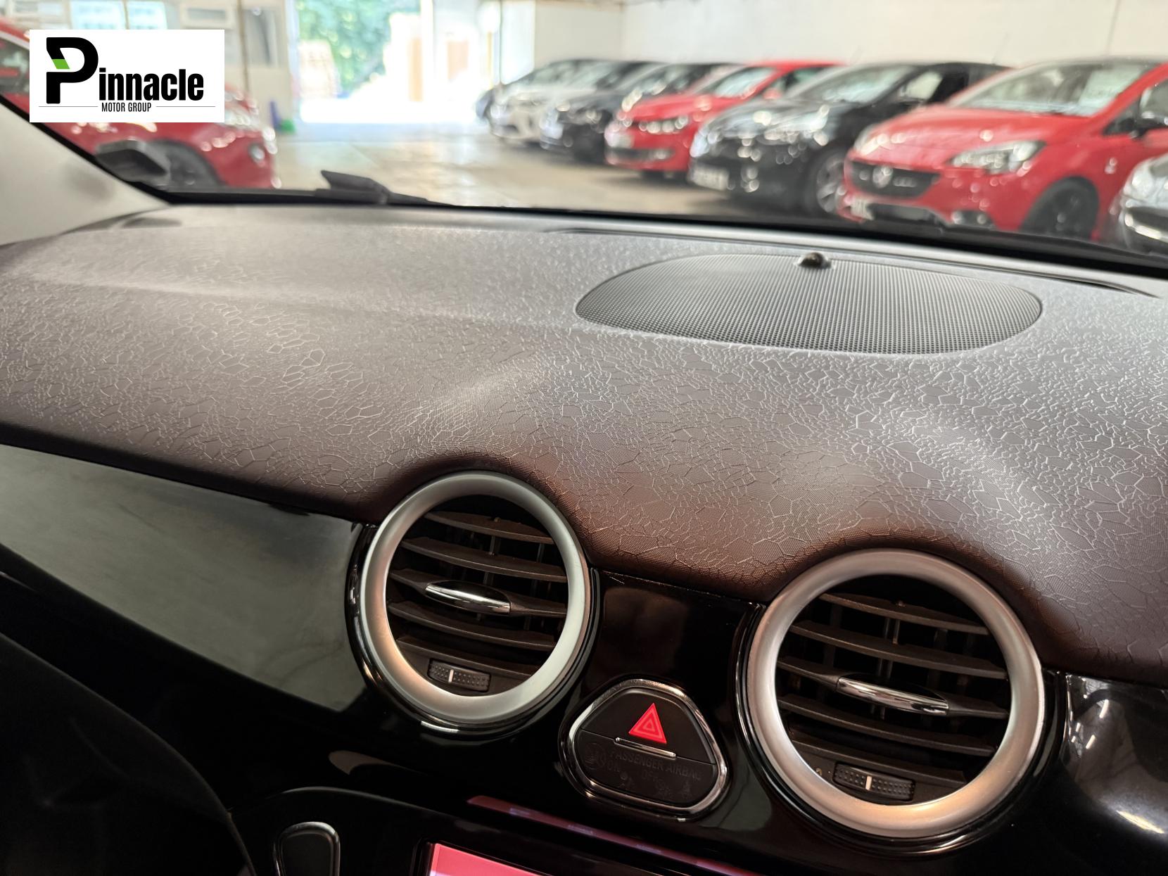 Vauxhall ADAM 1.4 16v GLAM Hatchback 3dr Petrol Manual Euro 5 (87 ps)
