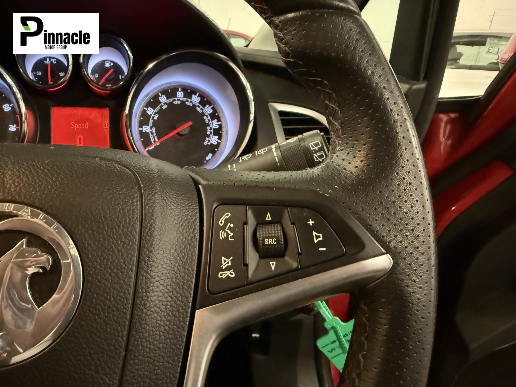 Vauxhall Astra 1.6 16v SRi Hatchback 5dr Petrol Manual Euro 5 (115 ps)