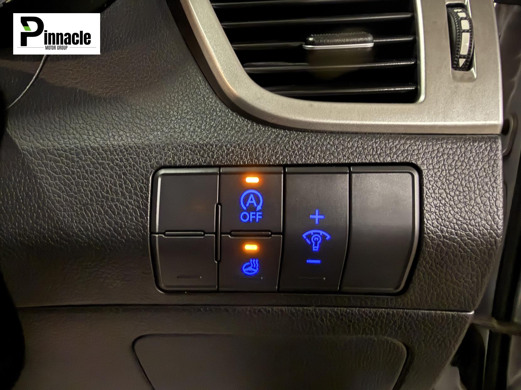 Hyundai i30 1.6 CRDi Blue Drive Premium Hatchback 5dr Diesel Manual Euro 6 (s/s) (136 ps)