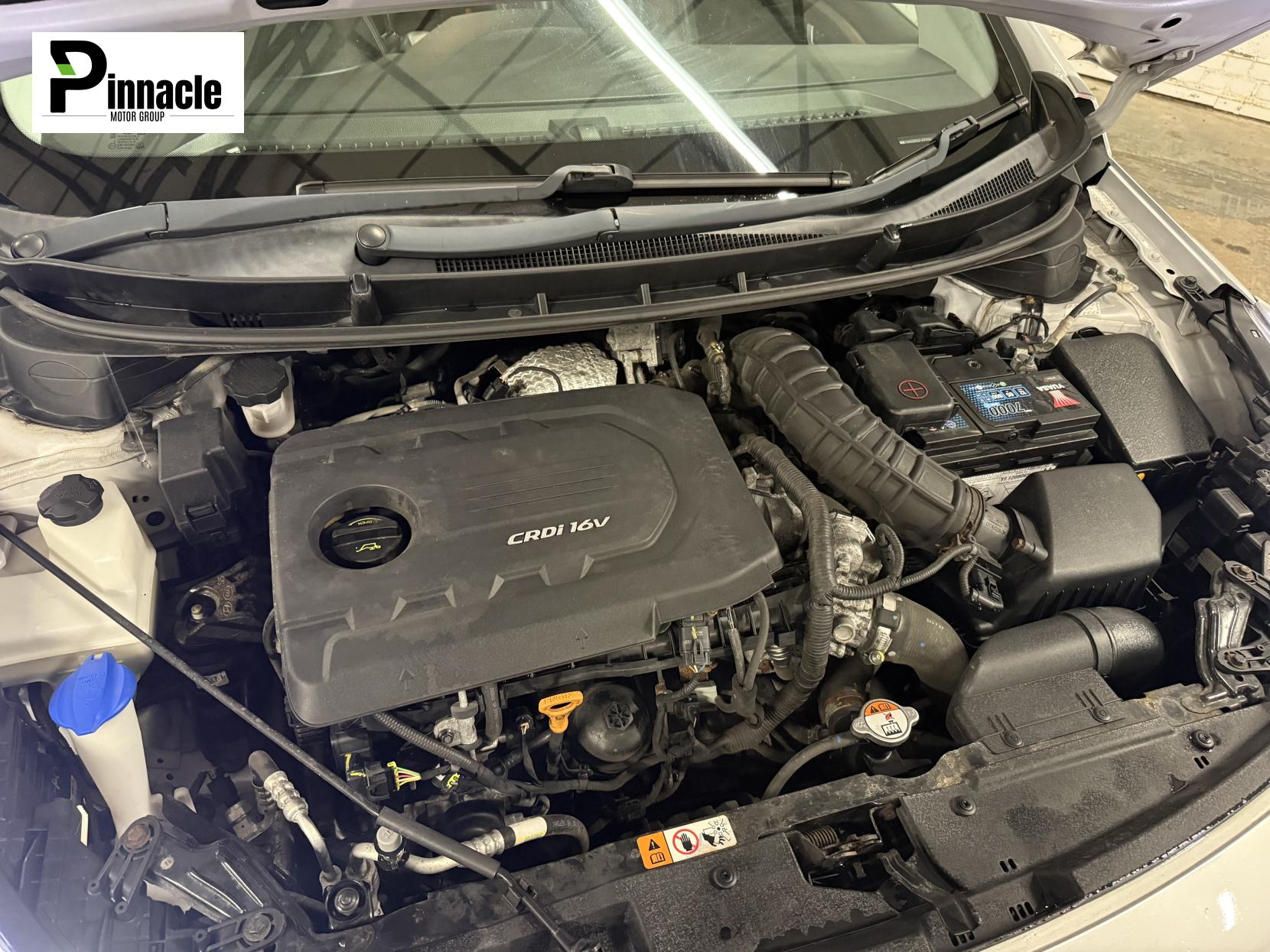 Hyundai i30 1.6 CRDi Blue Drive Premium Hatchback 5dr Diesel Manual Euro 6 (s/s) (136 ps)