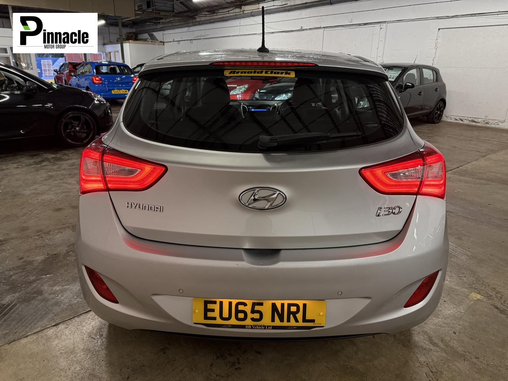 Hyundai i30 1.6 CRDi Blue Drive Premium Hatchback 5dr Diesel Manual Euro 6 (s/s) (136 ps)