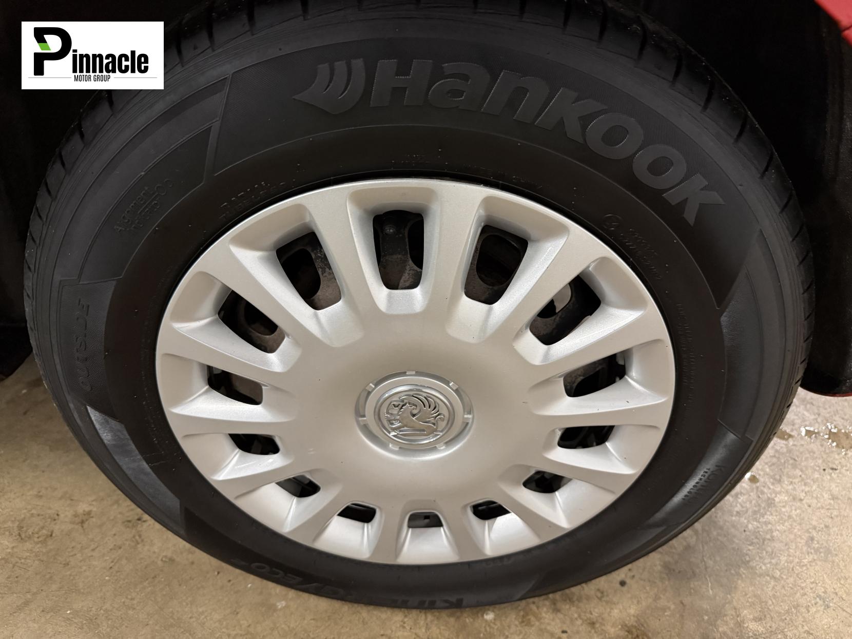 Vauxhall Corsa 1.0i 12v Life Hatchback 3dr Petrol Manual (134 g/km, 59 bhp)