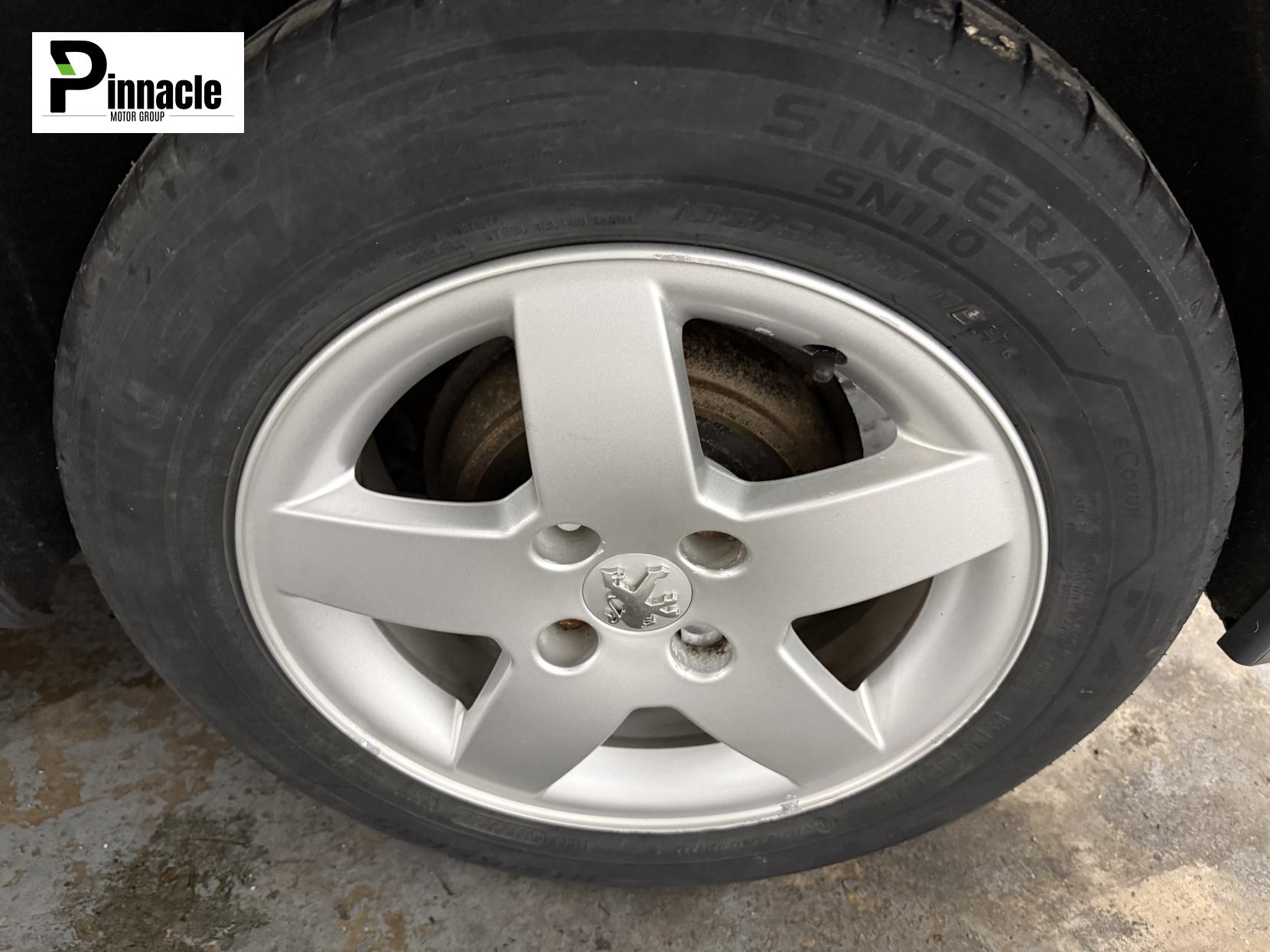 Peugeot 207 1.4 VTi Sport Hatchback 5dr Petrol Manual Euro 4 (95 ps)