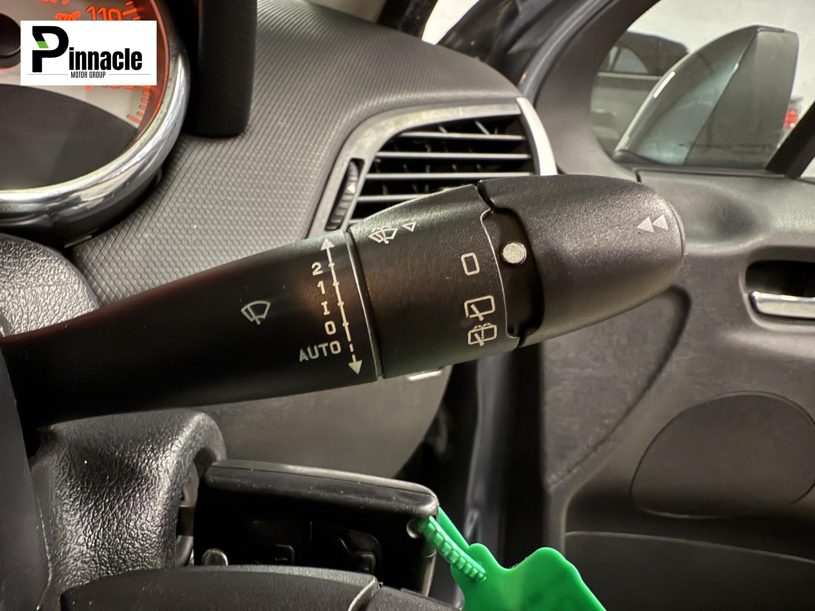 Peugeot 207 1.4 VTi Sport Hatchback 5dr Petrol Manual Euro 4 (95 ps)