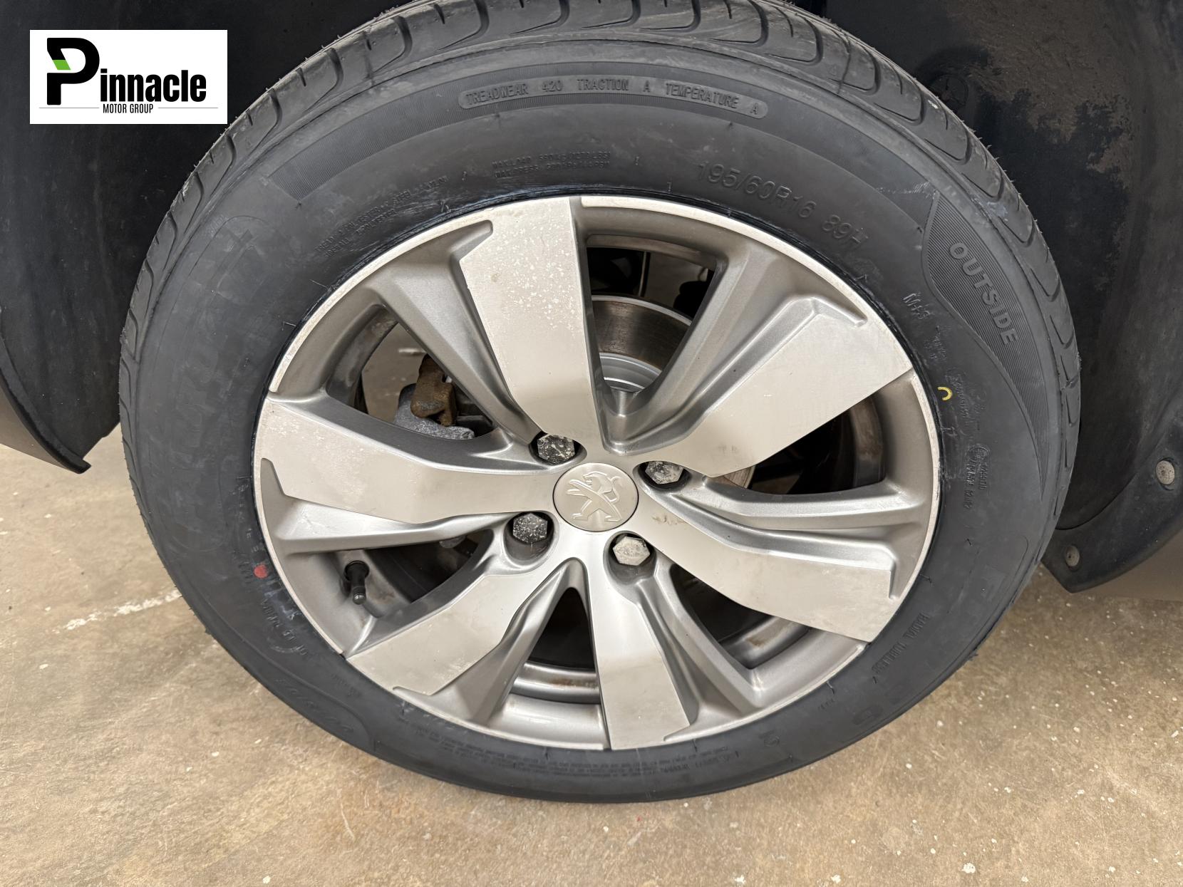 Peugeot 2008 1.2 PureTech Active SUV 5dr Petrol Manual Euro 6 (82 ps)