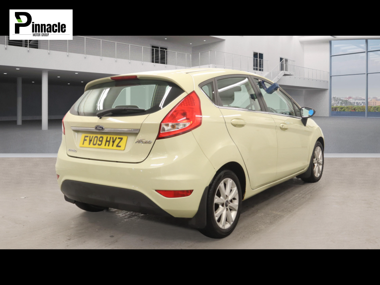 Ford Fiesta 1.4 Zetec Hatchback 5dr Petrol Manual (133 g/km, 94 bhp)
