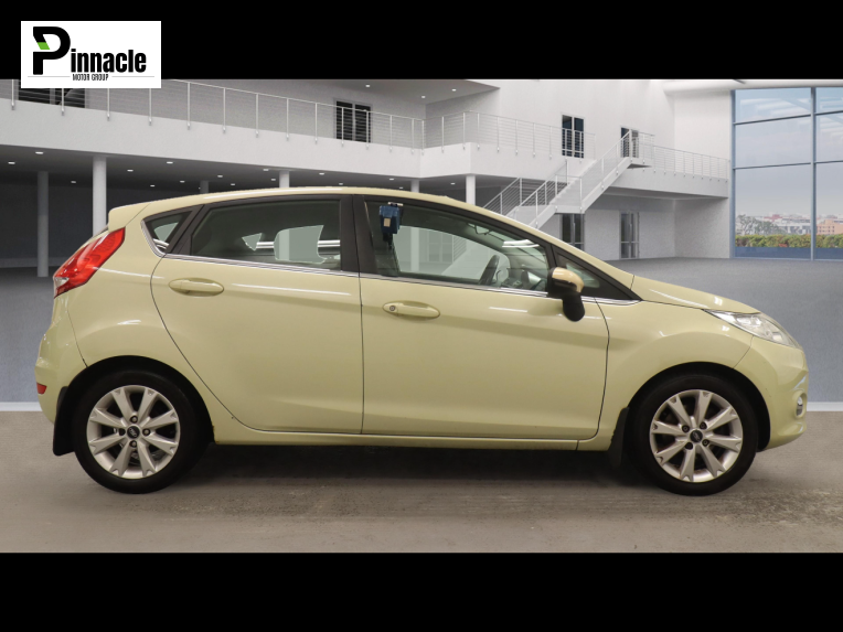 Ford Fiesta 1.4 Zetec Hatchback 5dr Petrol Manual (133 g/km, 94 bhp)