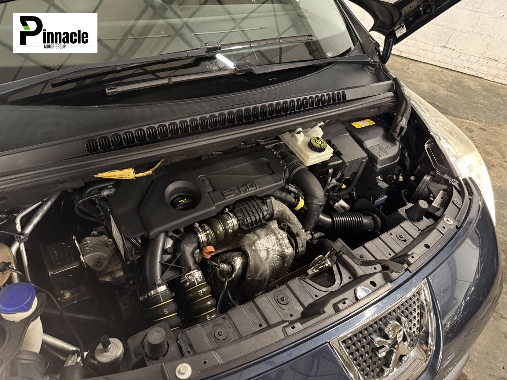 Peugeot 3008 1.6 e-HDi Active SUV 5dr Diesel EGC Euro 5 (s/s) (115 ps)