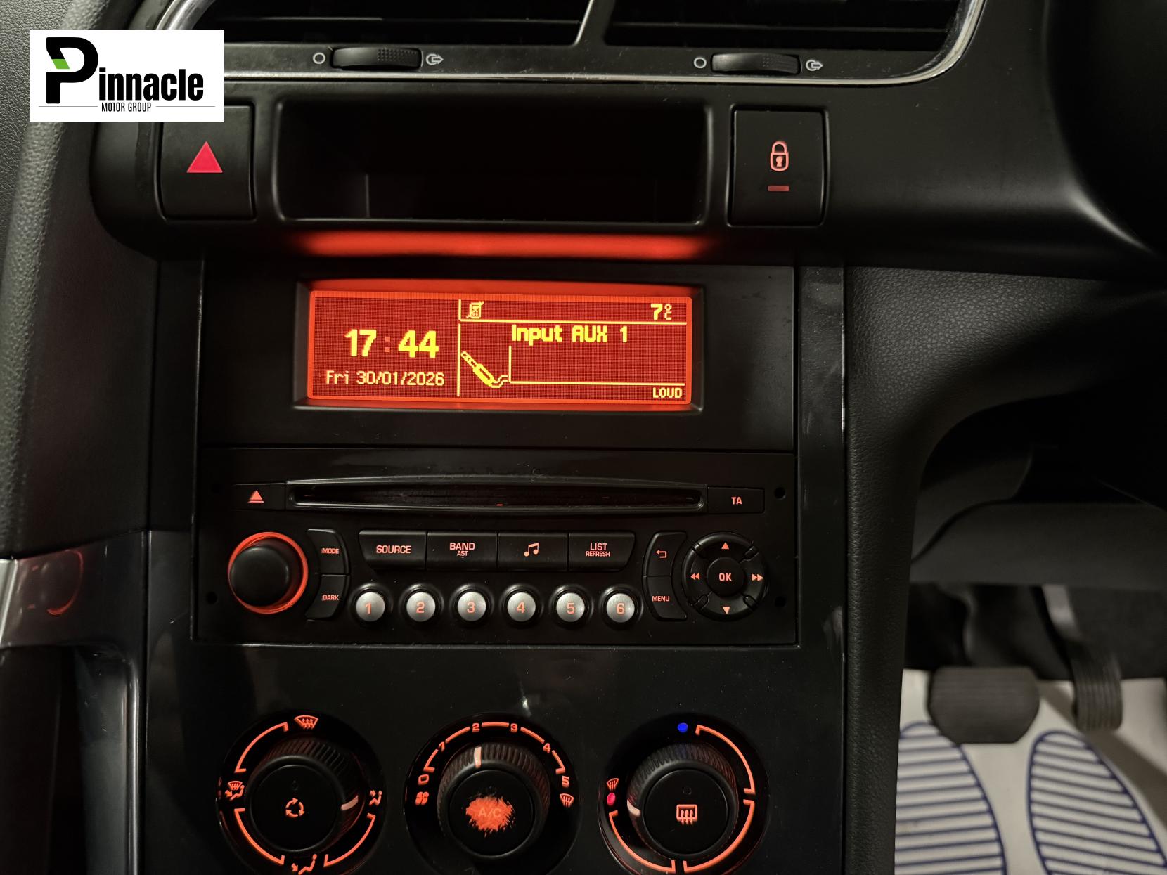 Peugeot 3008 1.6 e-HDi Active SUV 5dr Diesel EGC Euro 5 (s/s) (115 ps)