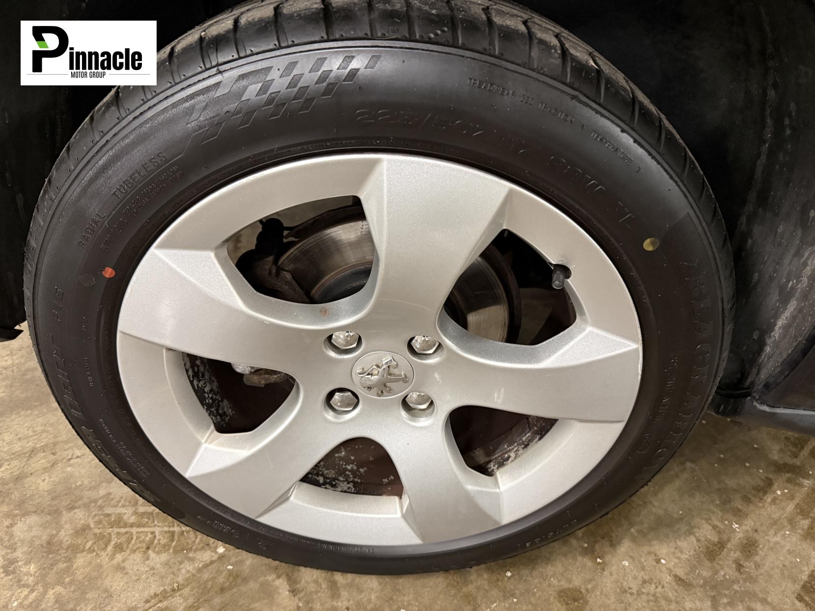 Peugeot 3008 1.6 e-HDi Active SUV 5dr Diesel EGC Euro 5 (s/s) (115 ps)