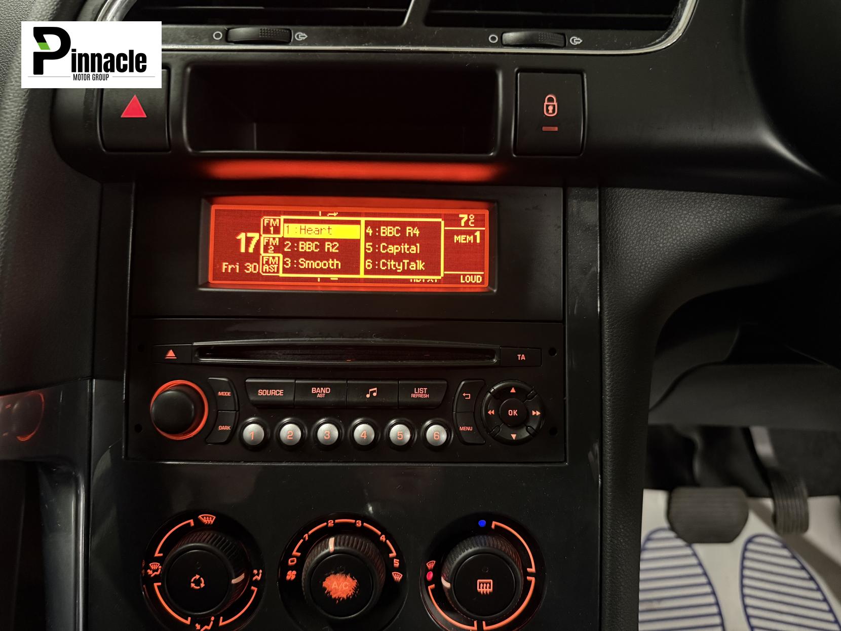 Peugeot 3008 1.6 e-HDi Active SUV 5dr Diesel EGC Euro 5 (s/s) (115 ps)