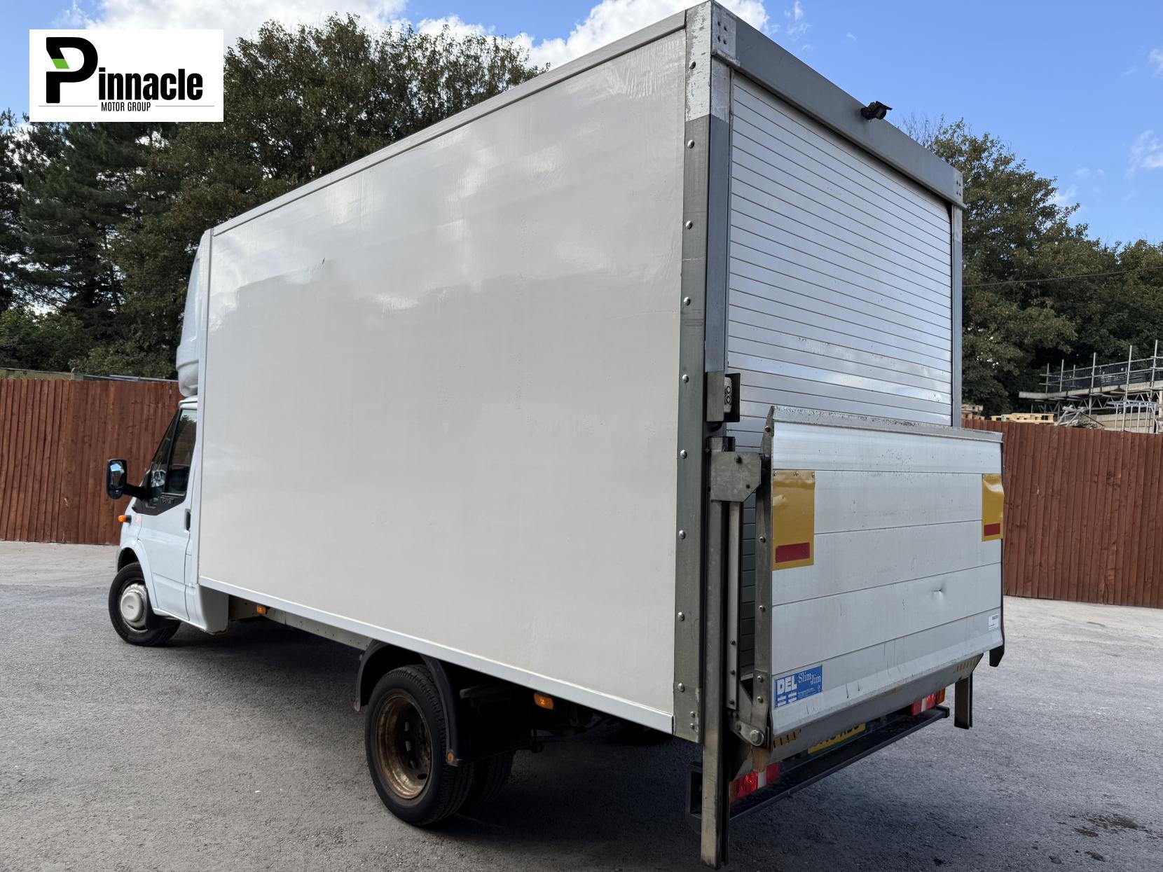 Ford Transit 2.2 Luton (2000 - 2015)