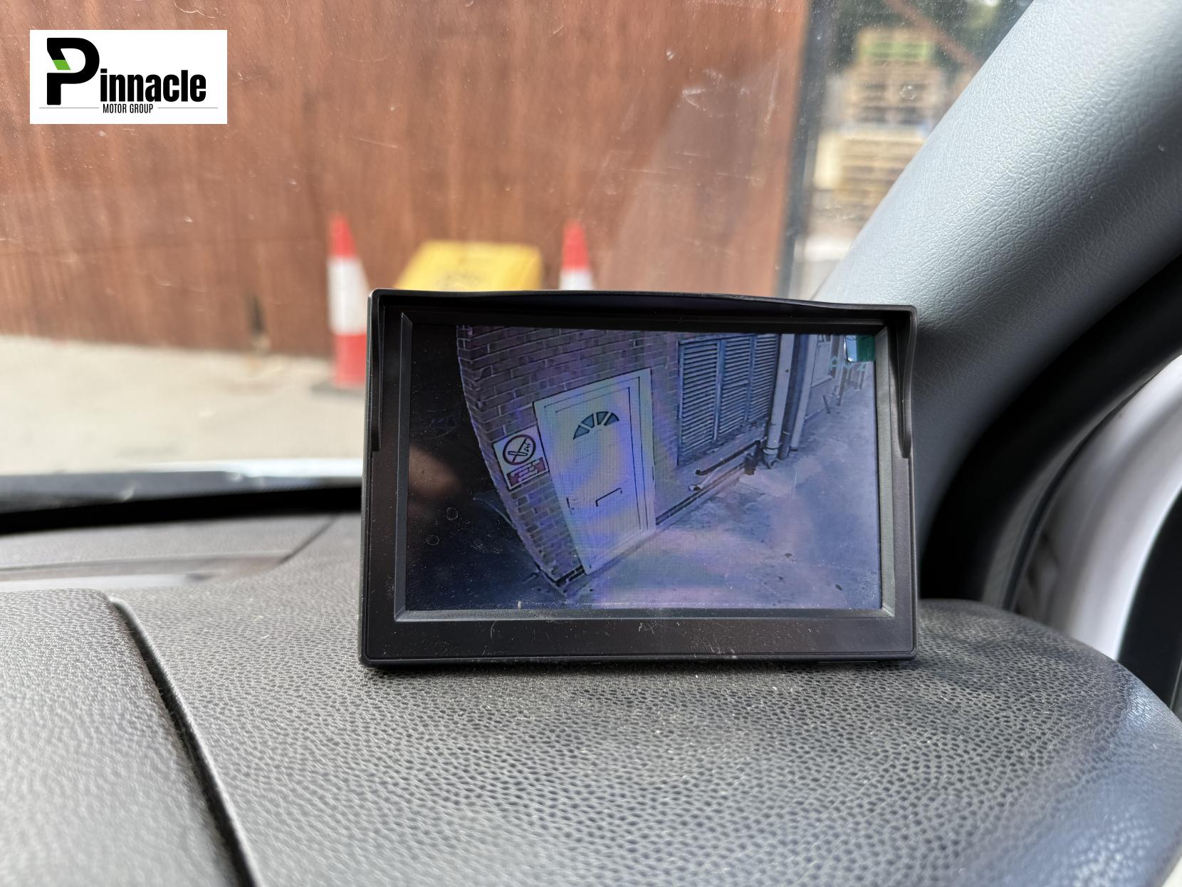 Ford Transit 2.2 Luton (2000 - 2015)