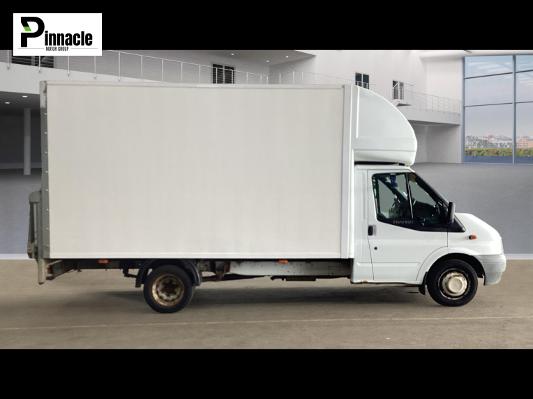 Ford Transit 2.2 TDCi 350 Chassis Cab 2dr Diesel Manual RWD L4 (DRW) (123 bhp)
