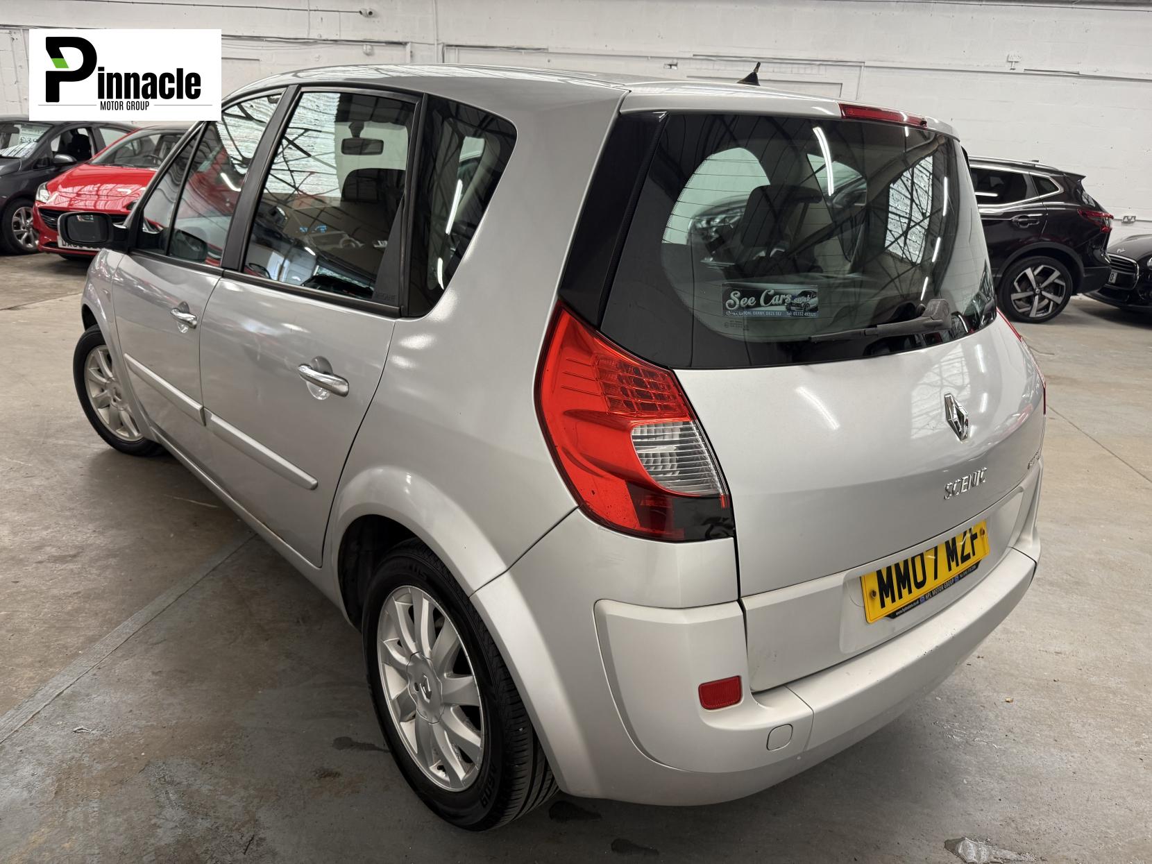 Renault Scenic 1.6 VVT Dynamique MPV 5dr Petrol Manual (182 g/km, 111 bhp)