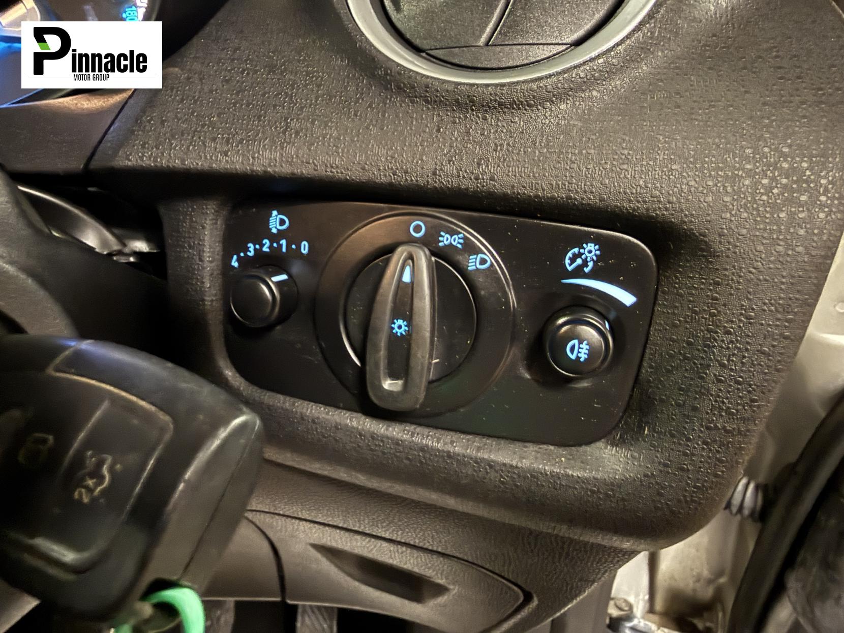 Ford Fiesta 1.25 Style Hatchback 5dr Petrol Manual Euro 5 (82 ps)