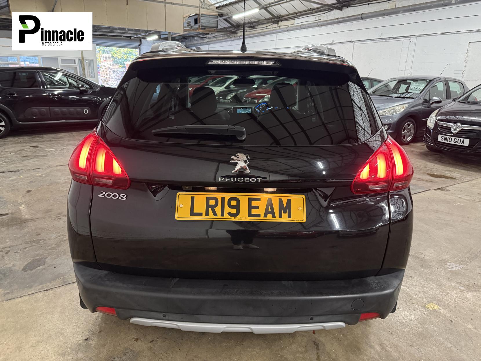 Peugeot 2008 1.2 PureTech Allure Premium SUV 5dr Petrol Manual Euro 6 (s/s) (82 ps)