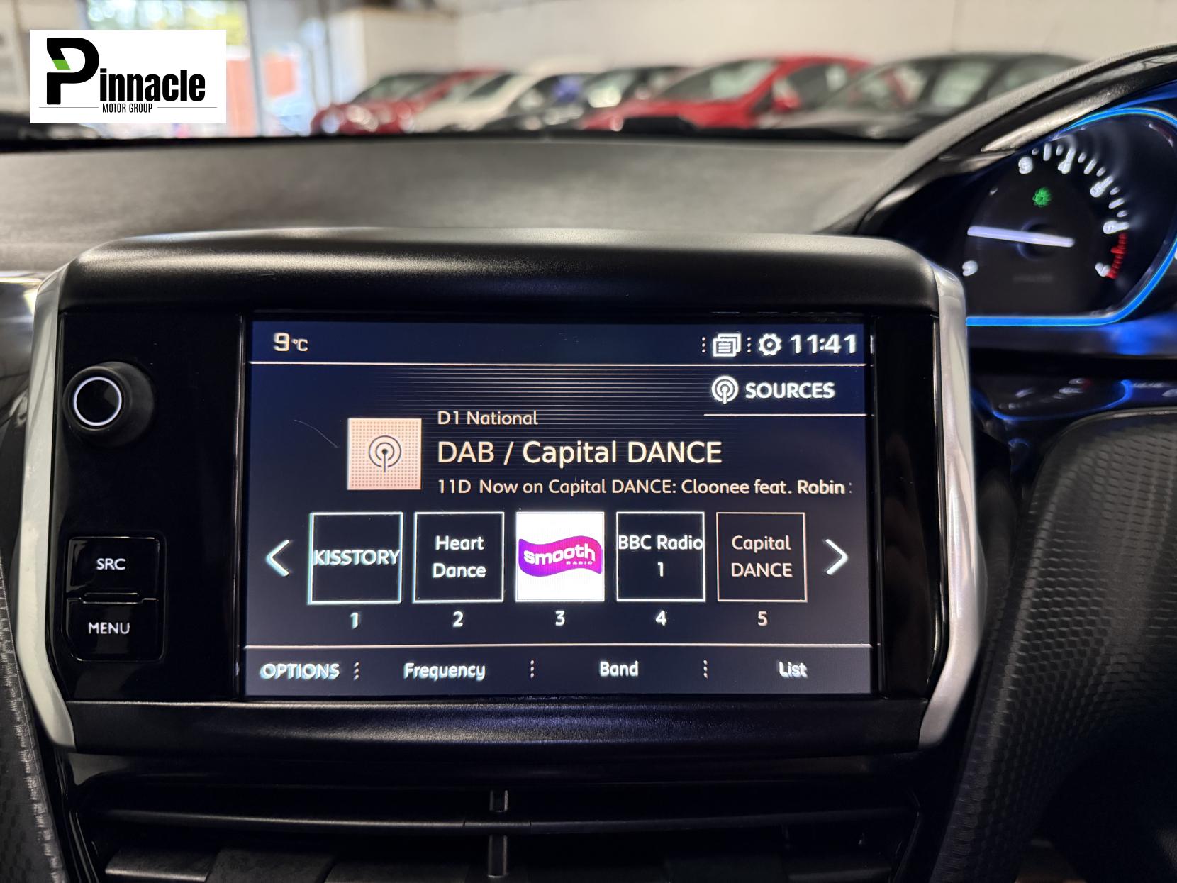 Peugeot 2008 1.2 PureTech Allure Premium SUV 5dr Petrol Manual Euro 6 (s/s) (82 ps)