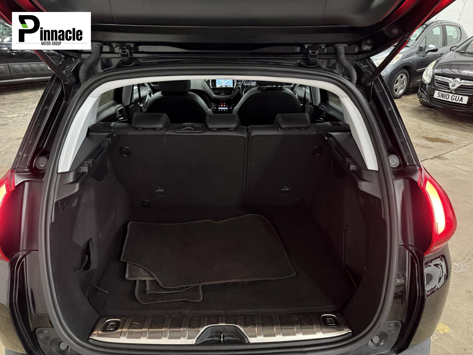 Peugeot 2008 1.2 PureTech Allure Premium SUV 5dr Petrol Manual Euro 6 (s/s) (82 ps)