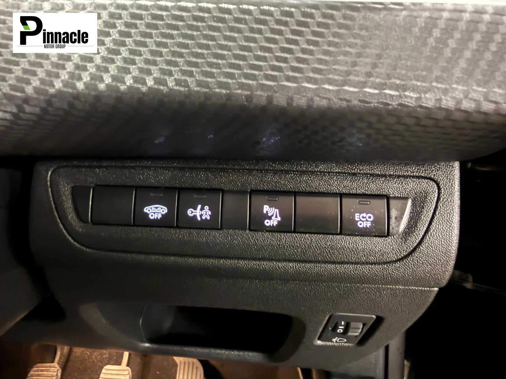 Peugeot 2008 1.2 PureTech Allure Premium SUV 5dr Petrol Manual Euro 6 (s/s) (82 ps)