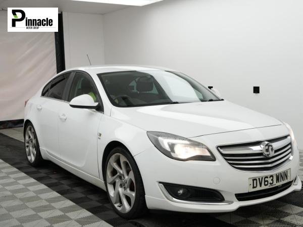 Vauxhall Insignia 1.8 16V SRi Hatchback 5dr Petrol Manual Euro 5 (140 ps)