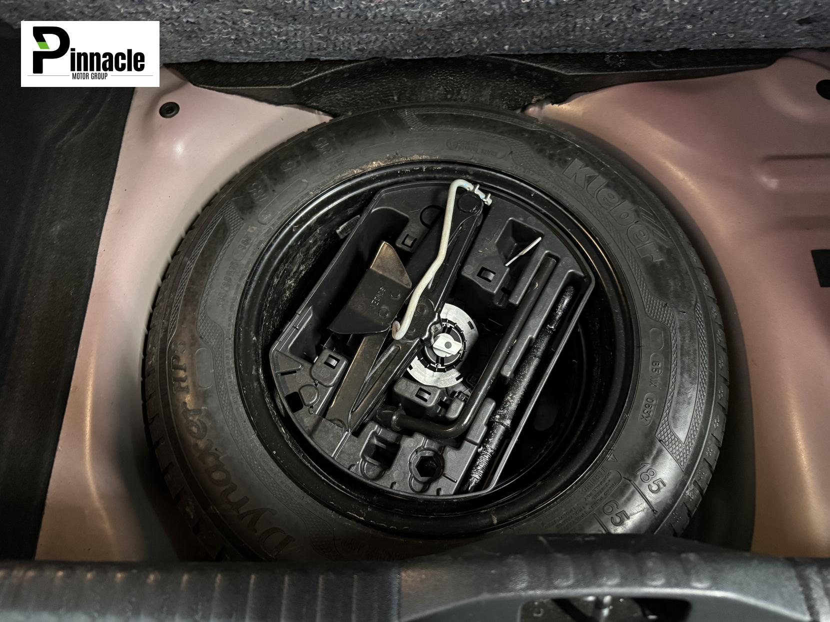 Citroen C3 1.2 PureTech Flair Hatchback 5dr Petrol Manual Euro 6 (82 ps)