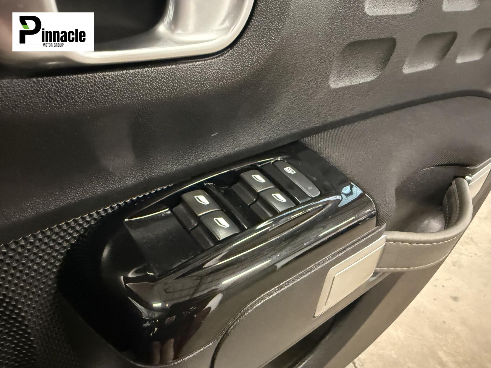 Citroen C3 1.2 PureTech Flair Hatchback 5dr Petrol Manual Euro 6 (82 ps)