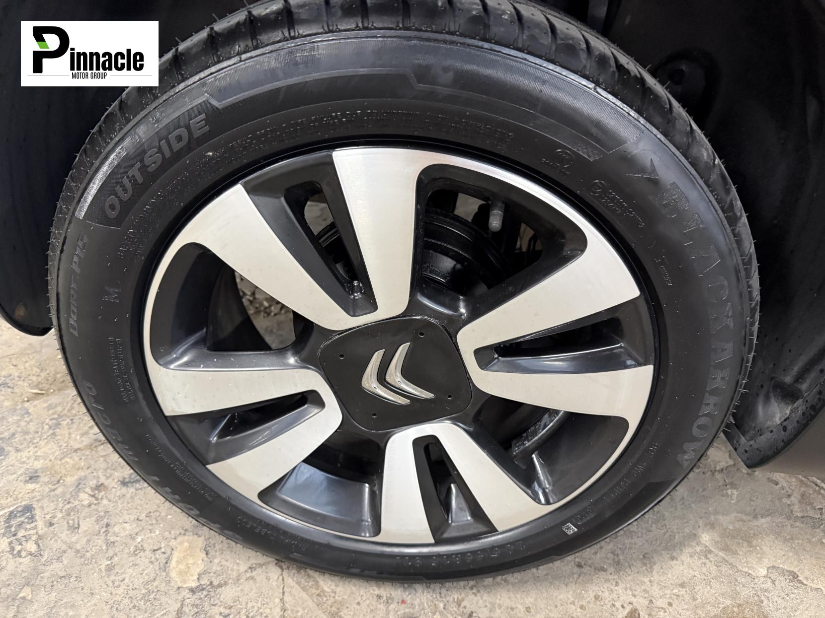 Citroen C3 1.2 PureTech Flair Hatchback 5dr Petrol Manual Euro 6 (82 ps)