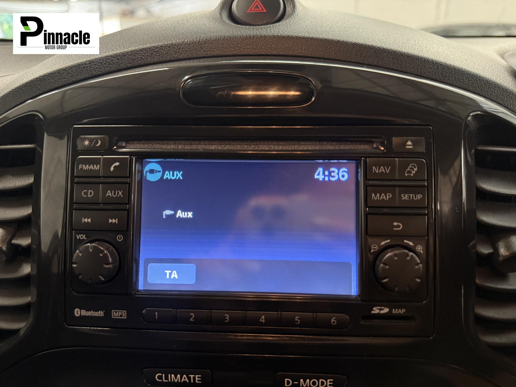 Nissan Juke 1.6 DIG-T Tekna SUV 5dr Petrol Manual Euro 5 (190 ps)