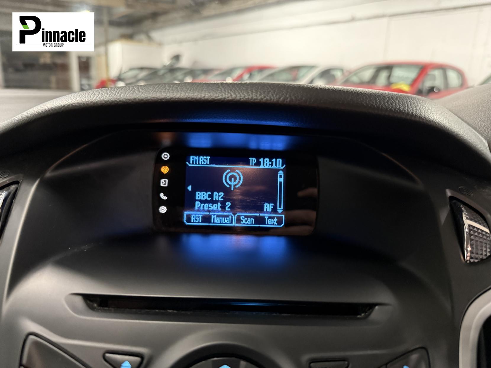 Ford Focus 1.6 TDCi Zetec Hatchback 5dr Diesel Manual Euro 5 (s/s) (115 ps)