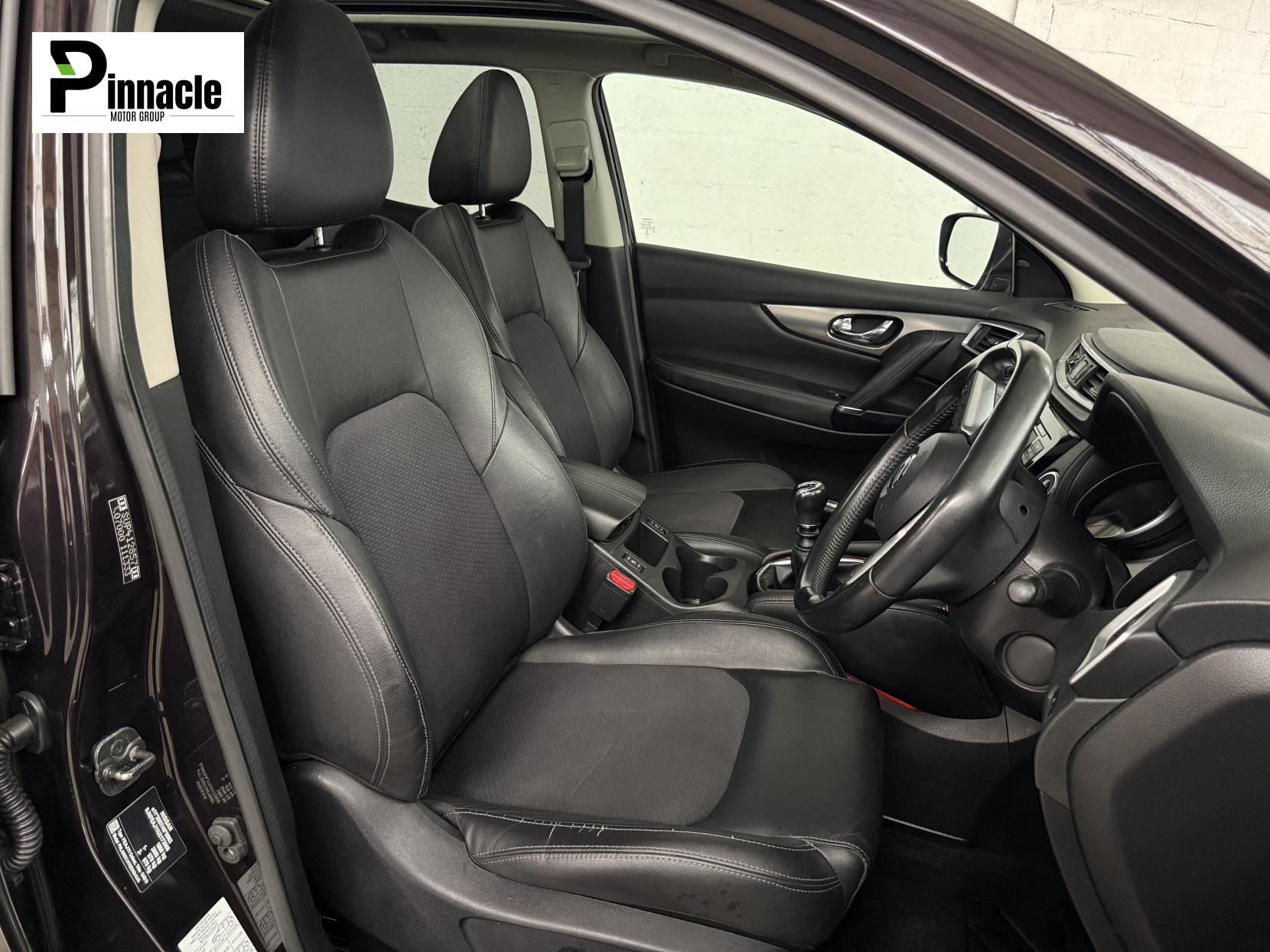 Nissan Qashqai 1.2 DIG-T Tekna SUV 5dr Petrol Manual Euro 6 (s/s) (115 ps)