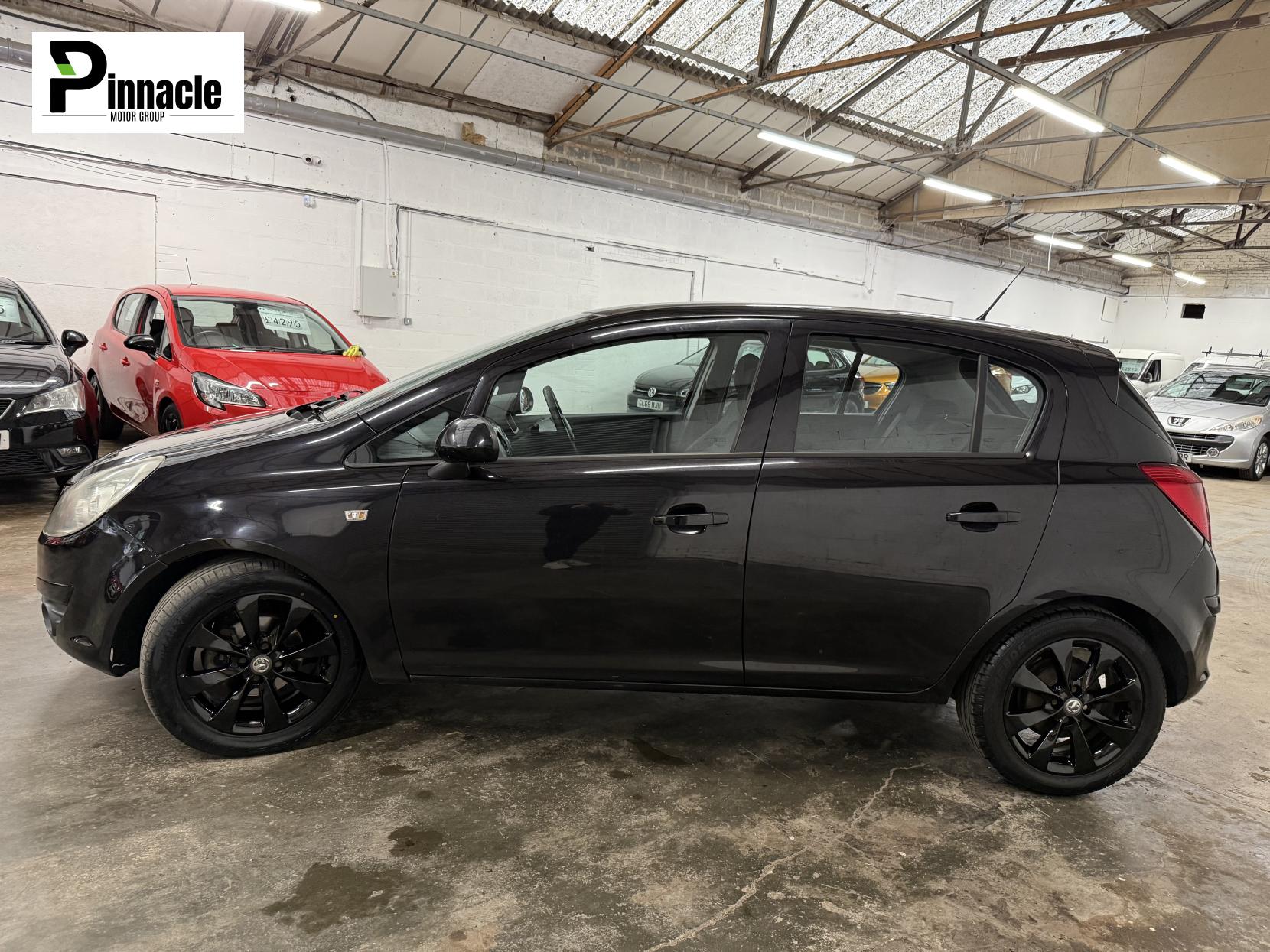 Vauxhall Corsa 1.2i 16v Exclusiv Hatchback 5dr Petrol Manual (124 g/km, 84 bhp)