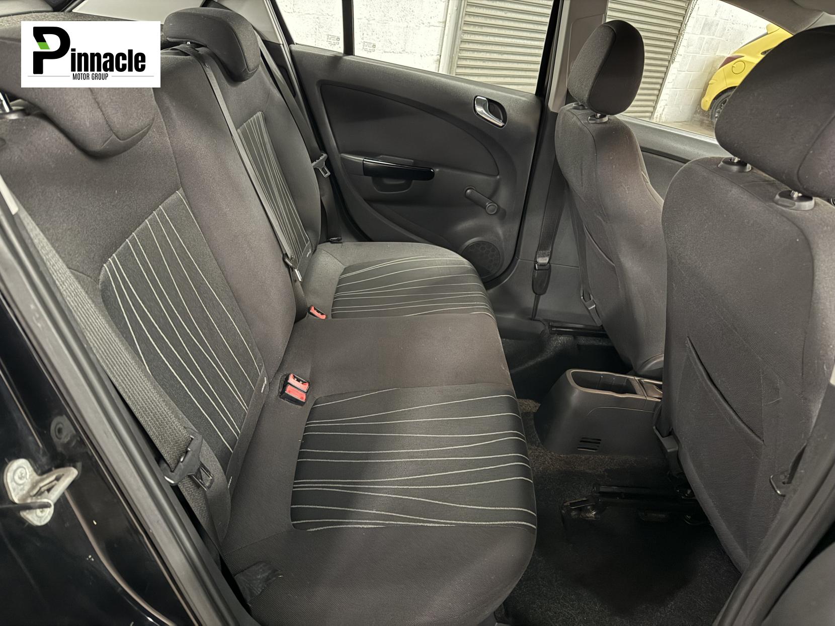 Vauxhall Corsa 1.2i 16v Exclusiv Hatchback 5dr Petrol Manual (124 g/km, 84 bhp)